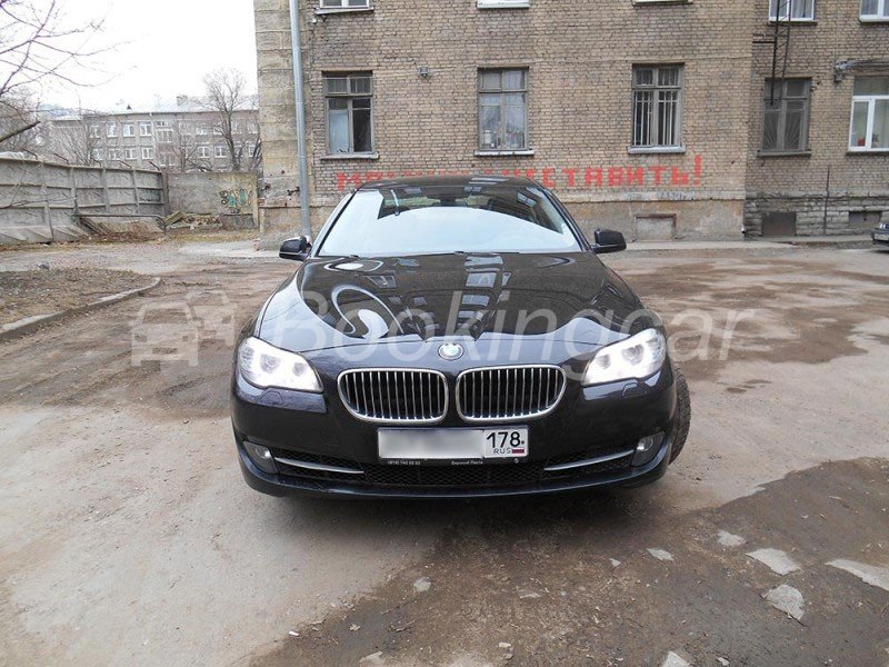 Прокат автомобиля BMW 5series 2.0 АТ в городе Санкт-Петербург Прокат автомобиля BMW 5series 2.0 АТ в городе Санкт-Петербург