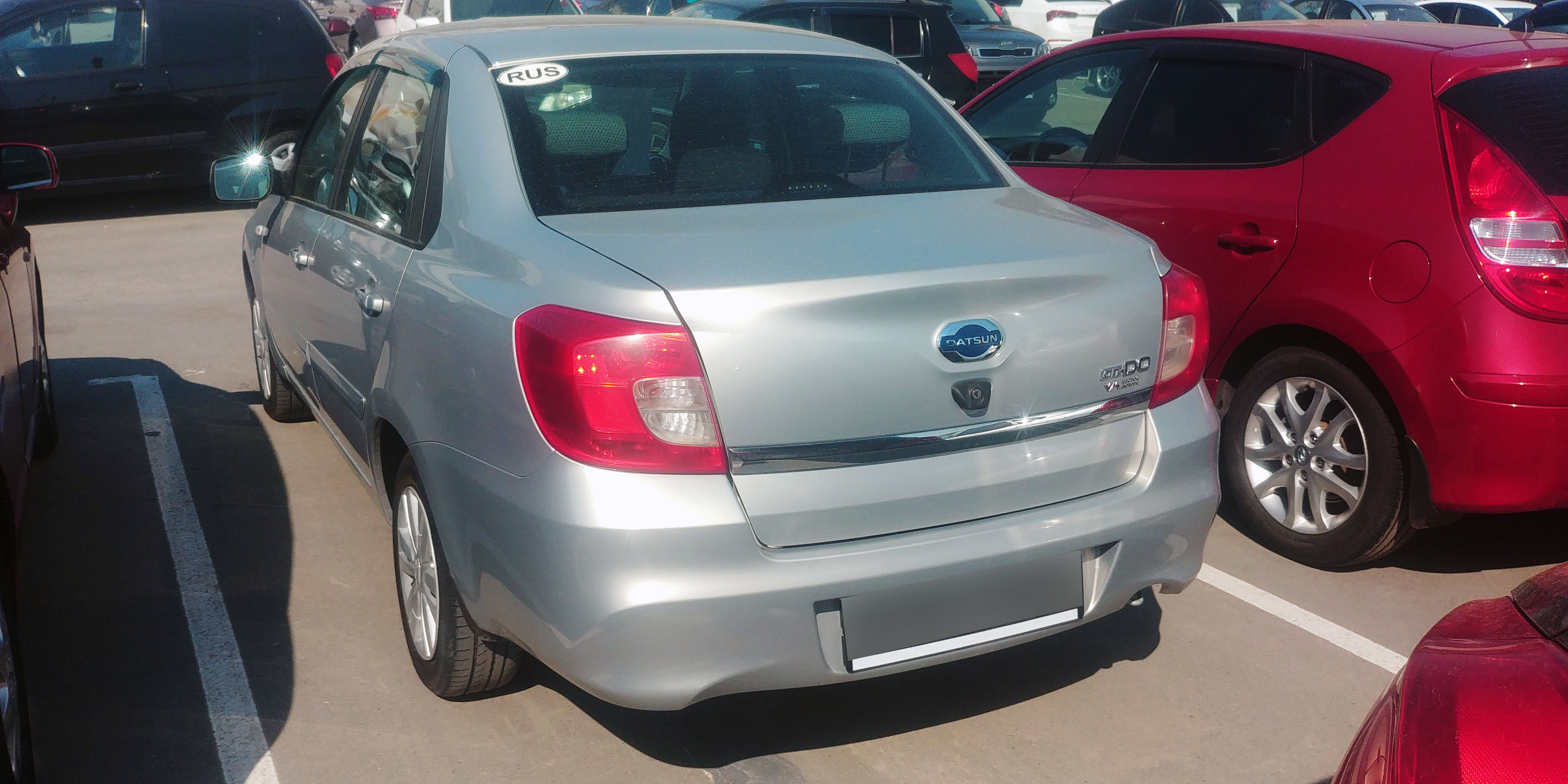 Datsun mi-DO