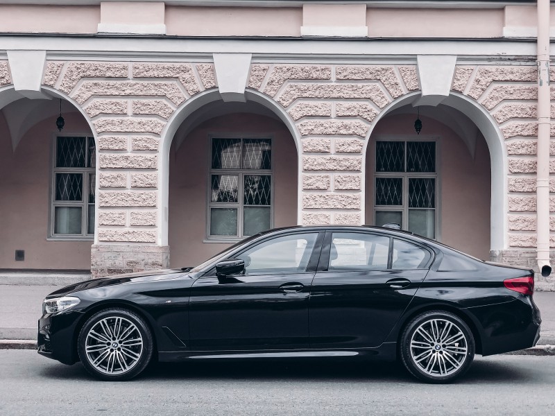 BMW 530