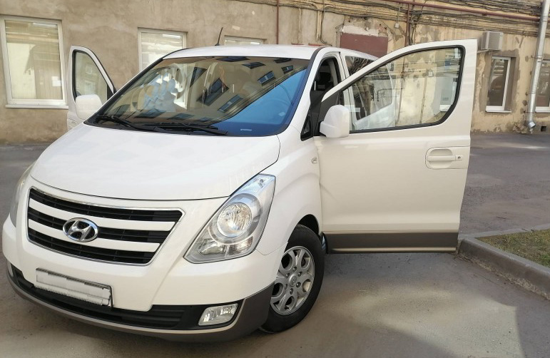 Hyundai H-1 (Grand Starex)