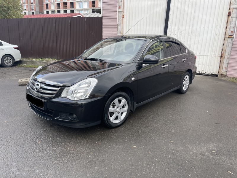 Nissan Almera